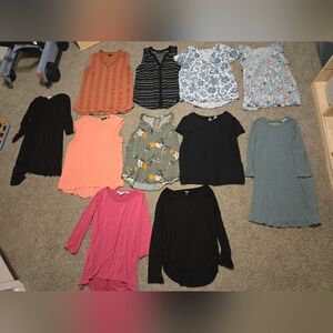 Assorted Women's Tops Collection - Size M